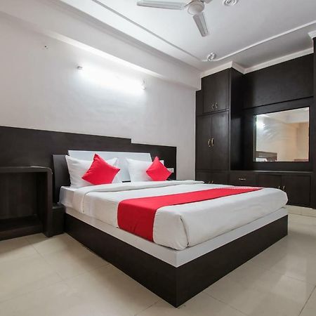 Oyo Flagship 24088 Hotel City Centre Patna  Eksteriør billede
